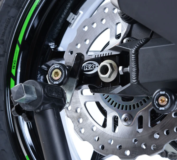 R&G CR0058BK Cotton Reels Bobbins Offset Zwart Kawasaki Z900 17- - Afbeelding 3