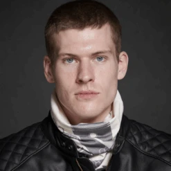 Triumph Venom Neck Tube